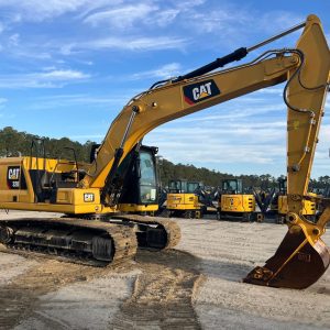 Excavadora Caterpillar Mod. 320-07